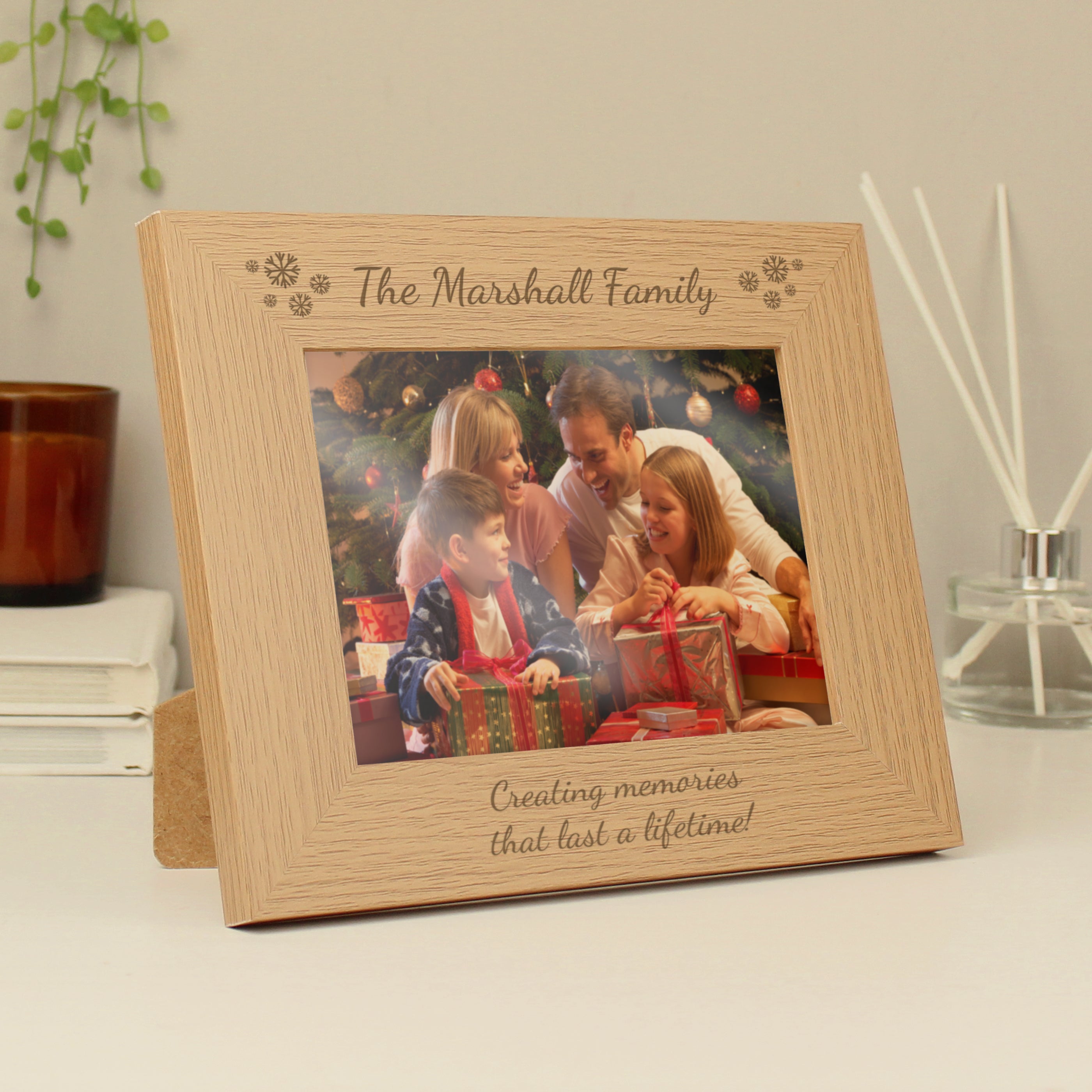 Personalised Snowflake 5x7 Landscape Oak Finish Photo Frame