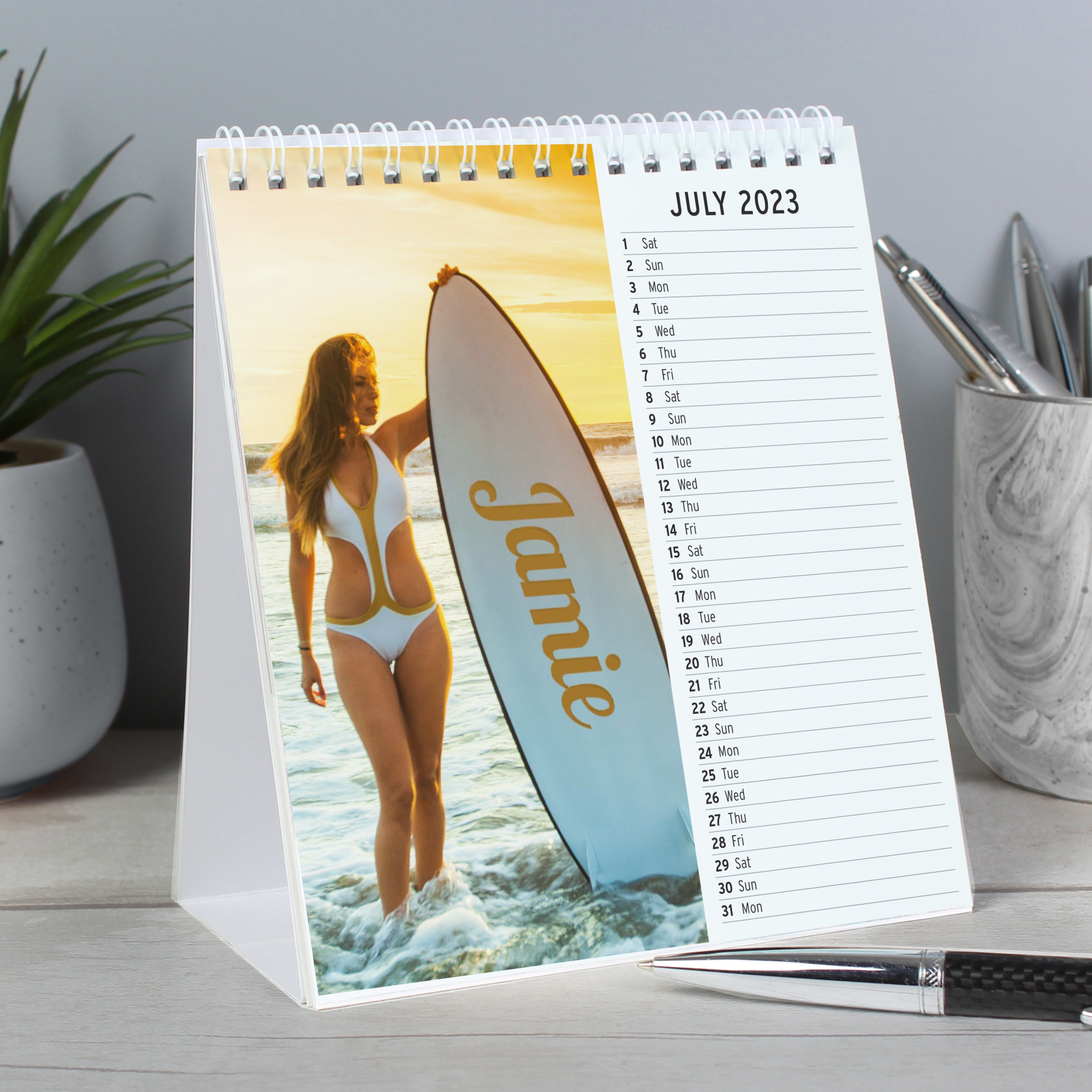 Personalised Hot Chicks Desk Calendar